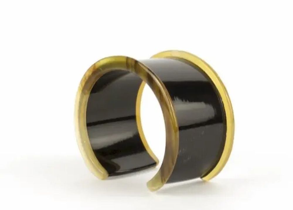 Bracelets - Open bracelet reel in blond horn in Size M - L INDOCHINEUR X RIVÊT