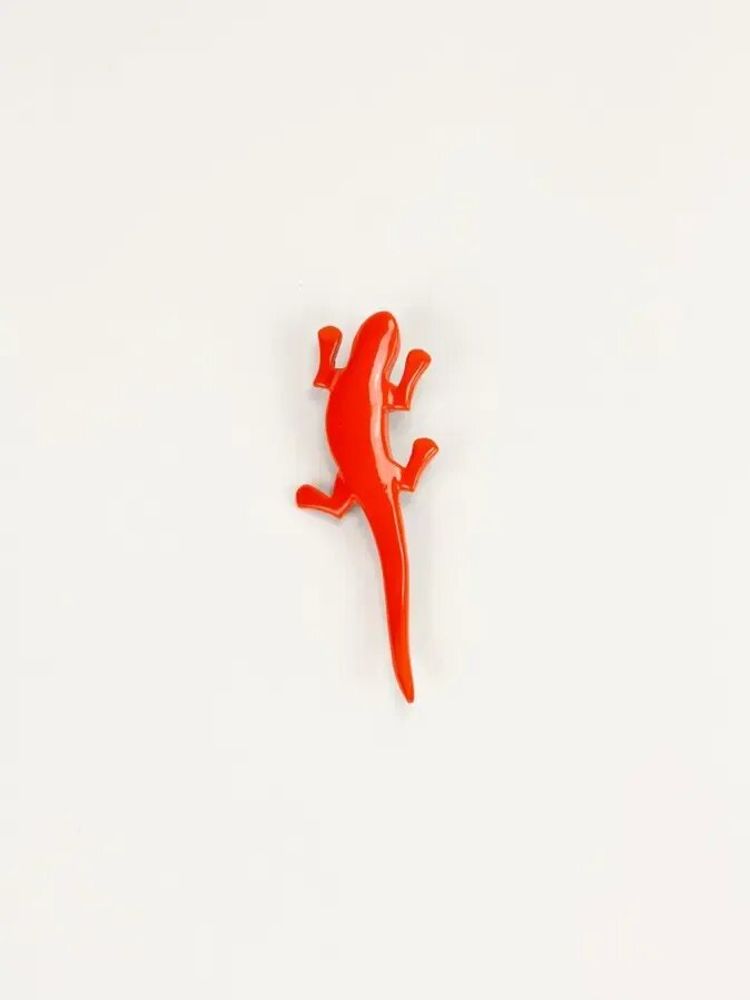 Brooches - Red lacquered lizard brooch - L INDOCHINEUR X RIVÊT