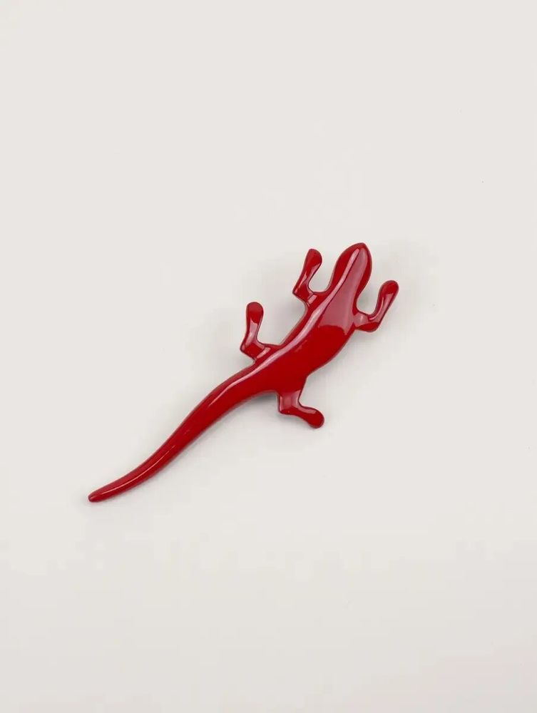 Brooches - Red lacquered lizard brooch - L INDOCHINEUR X RIVÊT