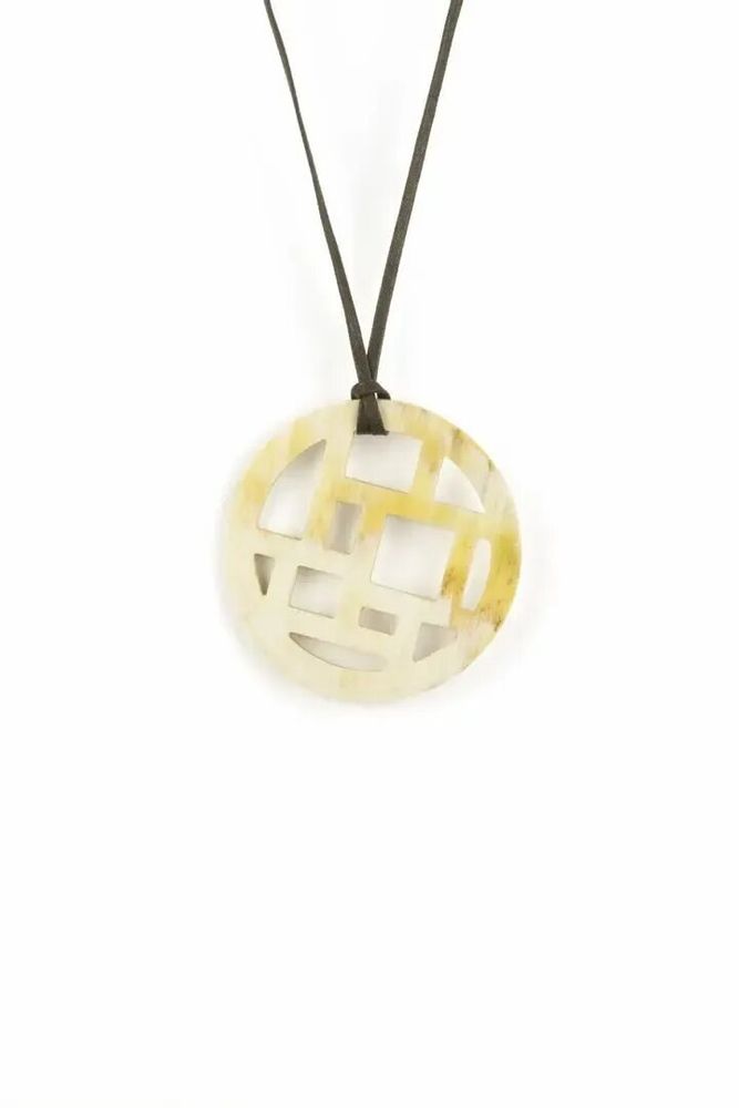 Bijoux - Pendentif damier bords libres en corne blonde - L INDOCHINEUR X RIVÊT