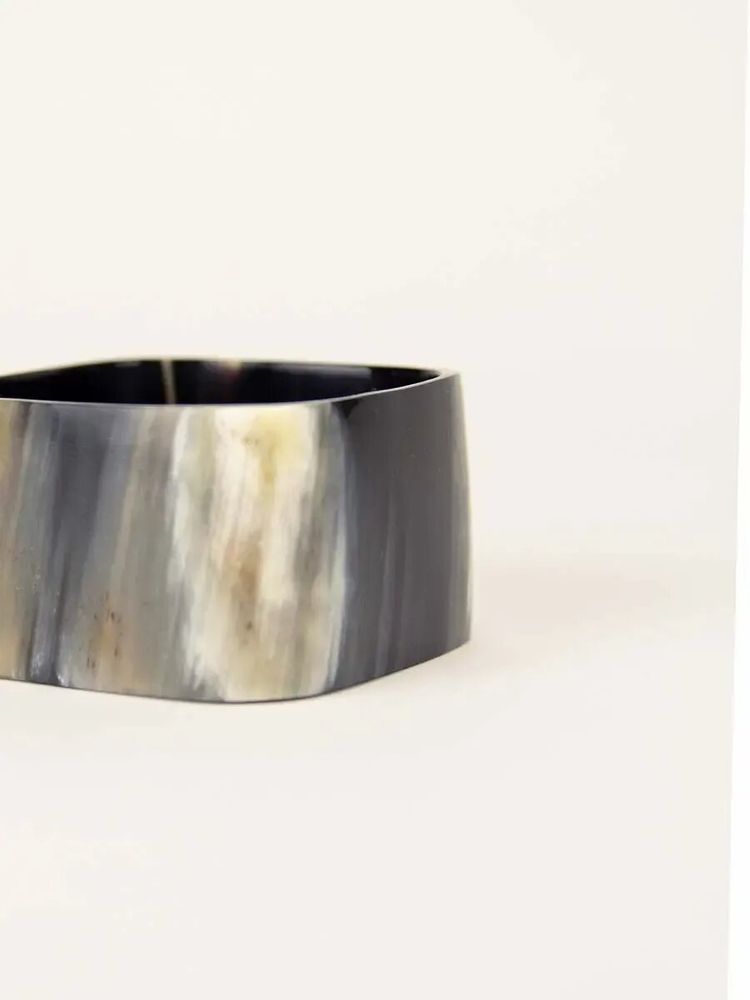 Bracelets - Cubic marbled black horn bracelet in Size M - L INDOCHINEUR X RIVÊT