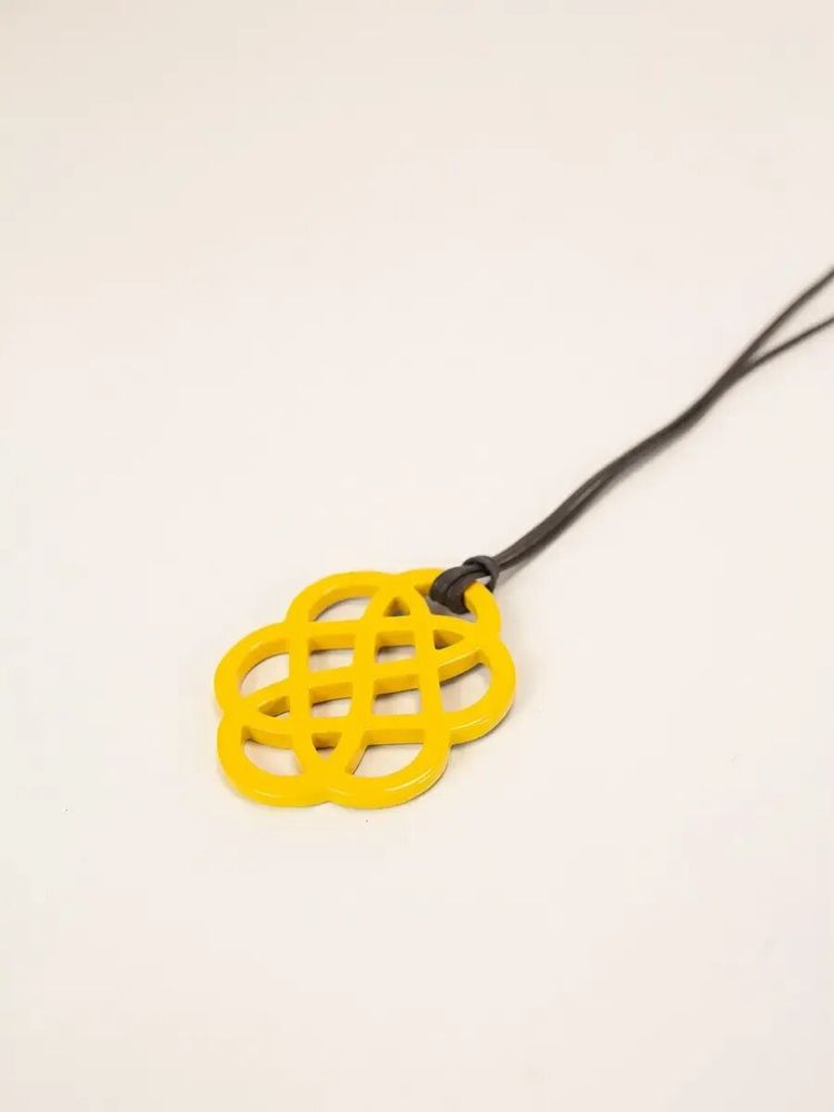 Jewelry - Cream coffee lacquered flower pendant - L INDOCHINEUR X RIVÊT