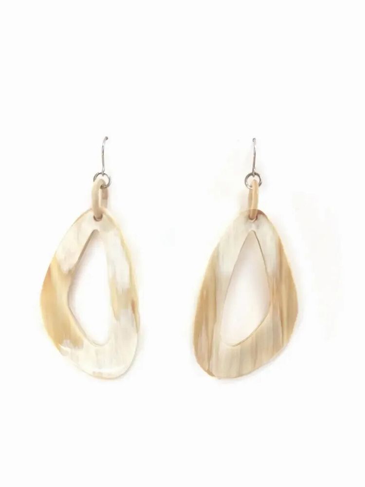 Jewelry - Off-centered earrings in hoof - L INDOCHINEUR X RIVÊT