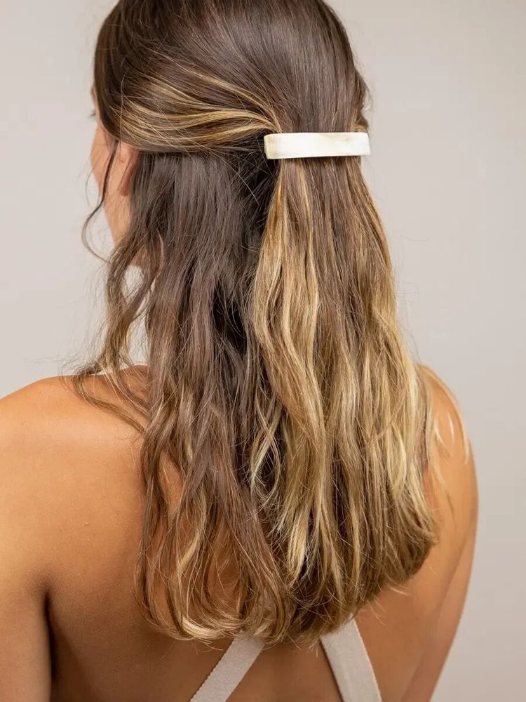 Barrettes - Petite barrette rectangulaire en corne blanche - L INDOCHINEUR X RIVÊT