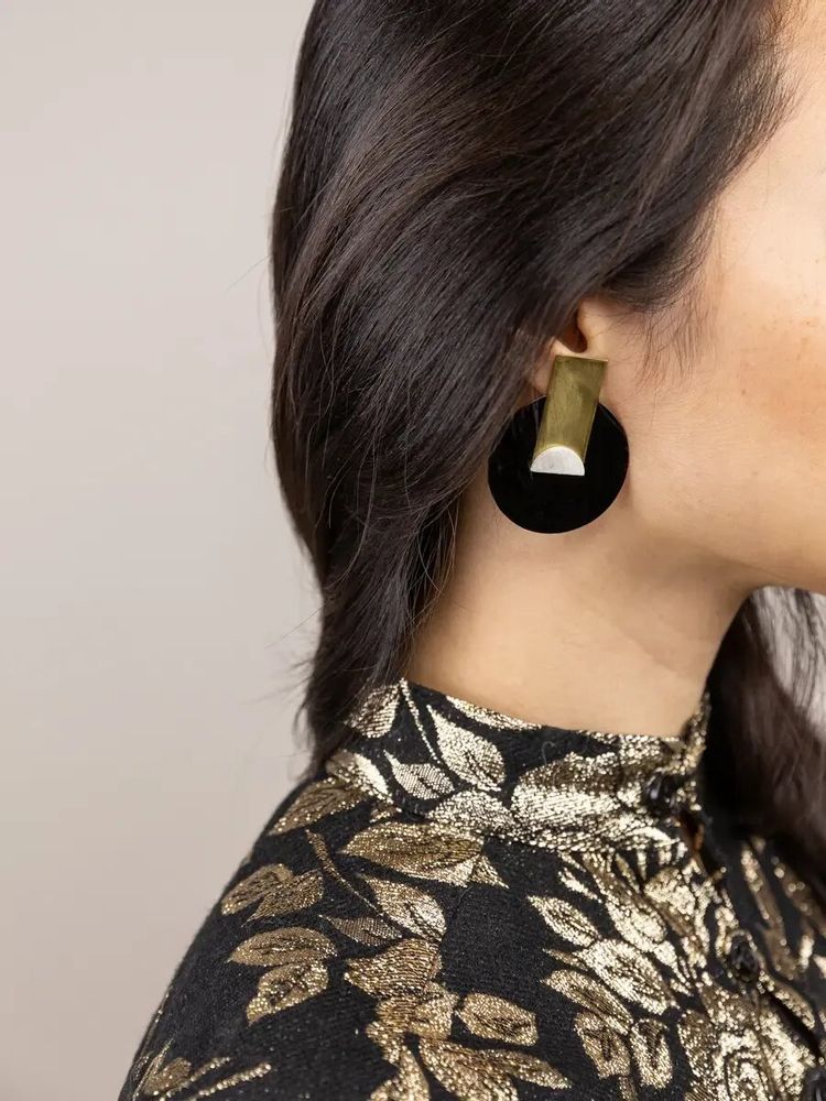 Jewelry - Stone & brass Disc earrings - L INDOCHINEUR X RIVÊT
