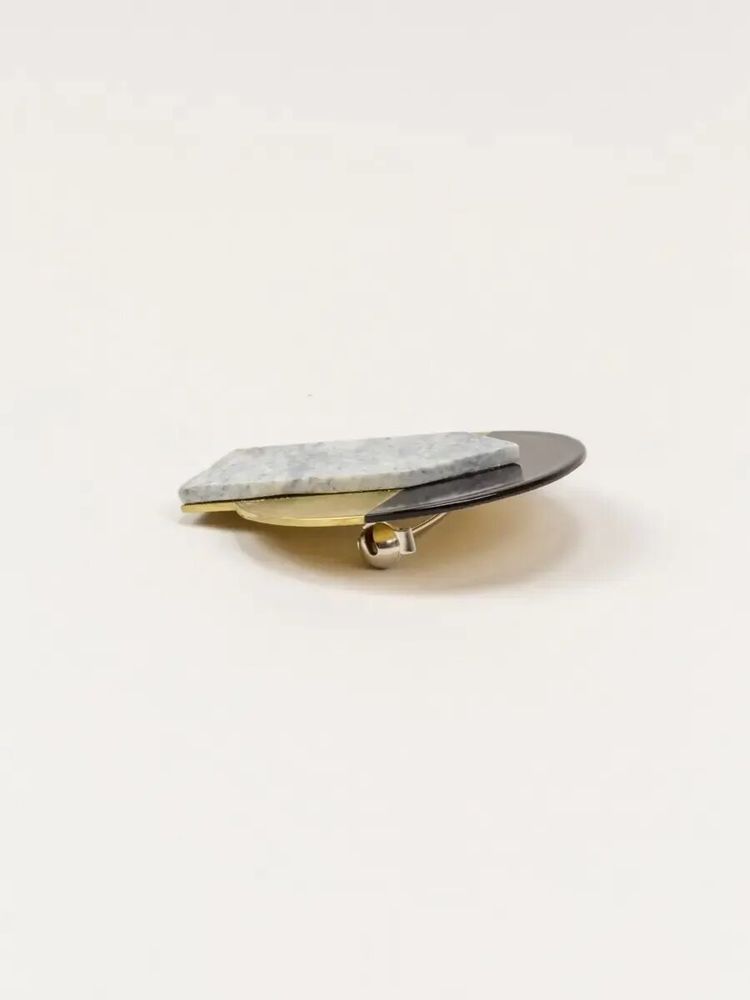 Broches - Broche Sceau Laiton pierre - L INDOCHINEUR X RIVÊT