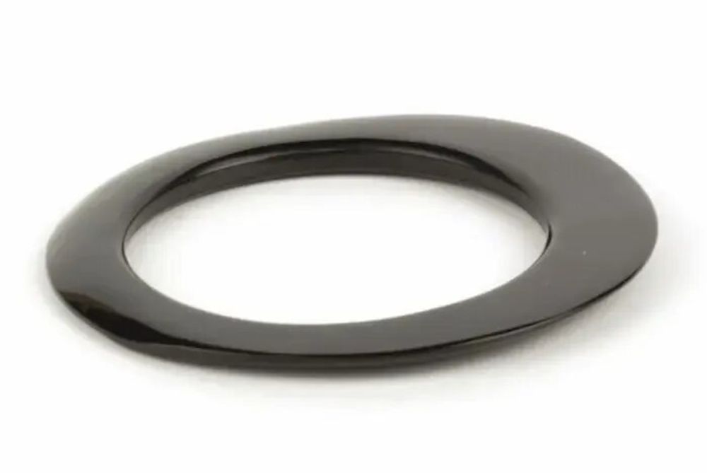 Bracelets - Broad elliptical bracelet in blond horn in Size L - L INDOCHINEUR X RIVÊT