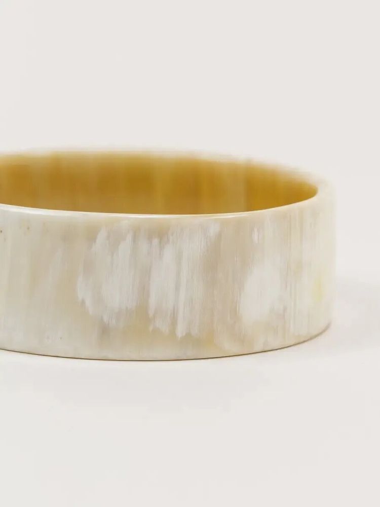 Bracelets - Flat bracelet in blond horn in Size L - L INDOCHINEUR X RIVÊT