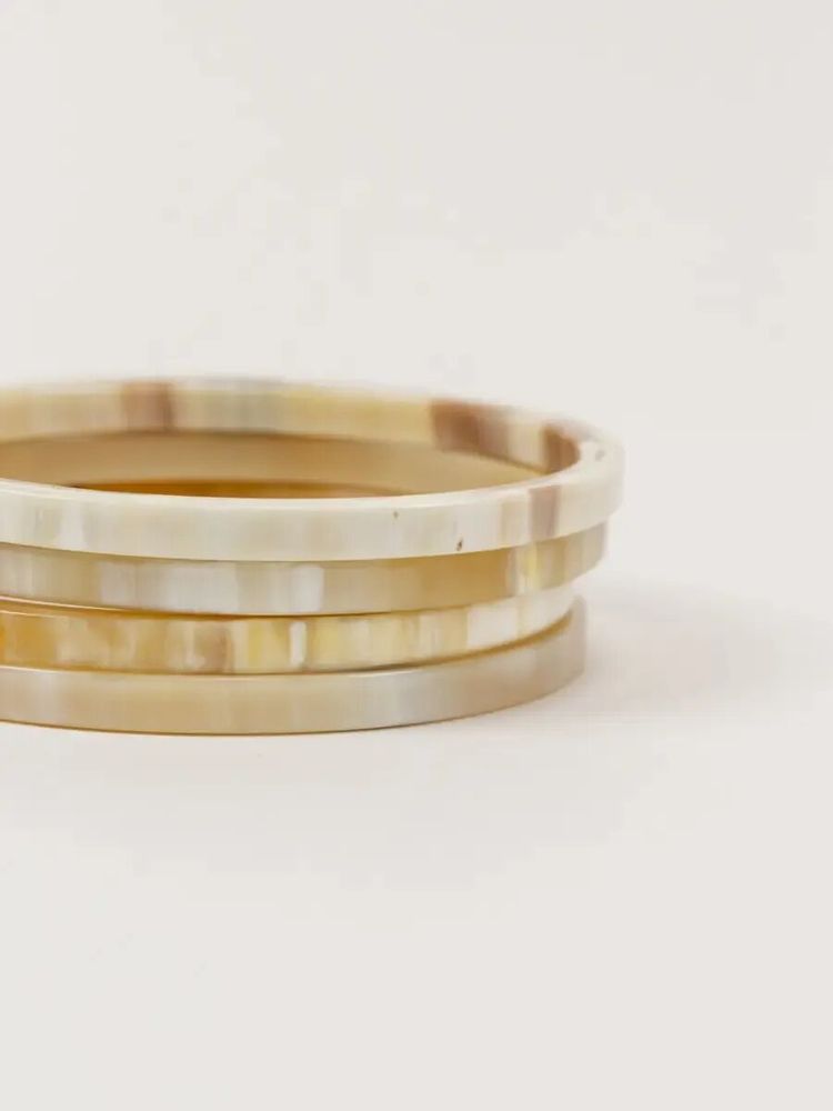 Bracelets - 4 thin bracelets in blond horn in Size S - L INDOCHINEUR X RIVÊT