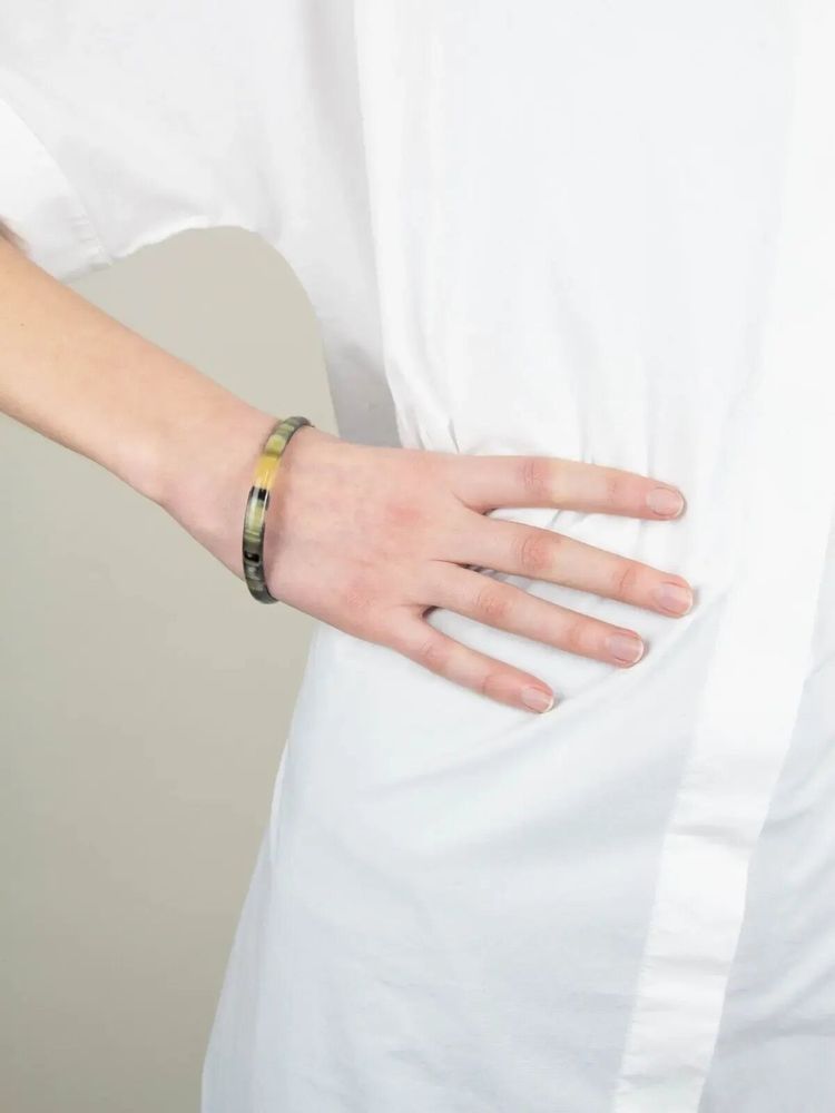 Bracelets - Thin bracelet in marbled black horn in Size L - L INDOCHINEUR X RIVÊT