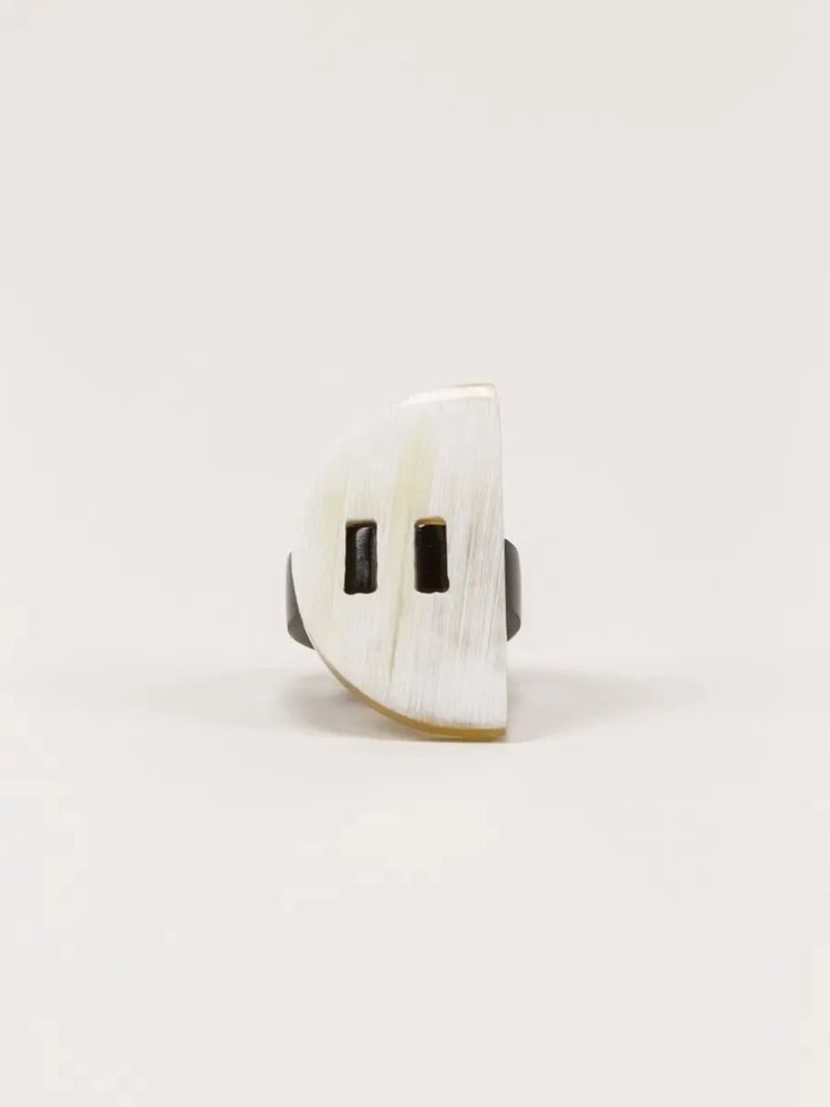Jewelry - Pont ring in blond horn in Size L - L INDOCHINEUR X RIVÊT