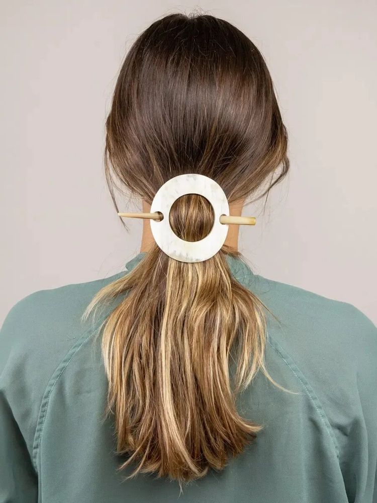 Hair accessories - Ring-shaped bun coat in black horn - L INDOCHINEUR X RIVÊT