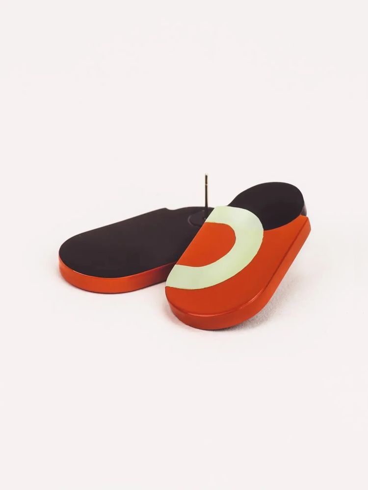 Bijoux - Boucles d'oreilles Dédale en corne noire et laque orange et verte - L INDOCHINEUR X RIVÊT