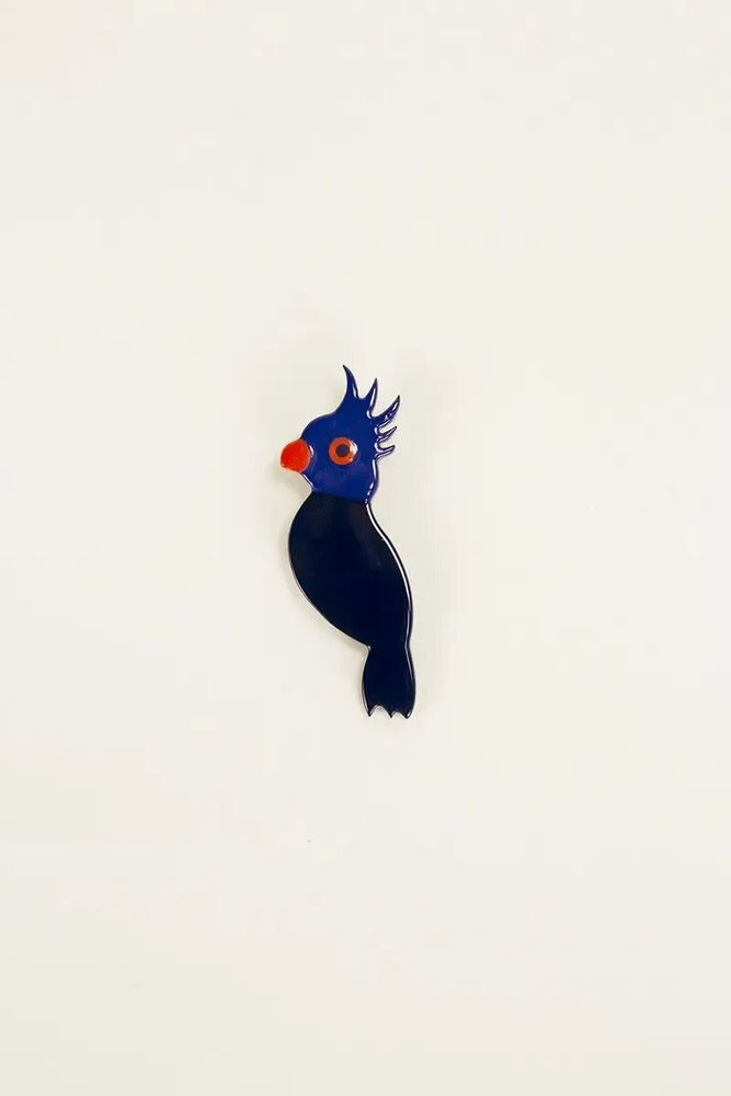Brooches - Cockatoo bird pin in horn with lacquer in orange and blue - L INDOCHINEUR X RIVÊT