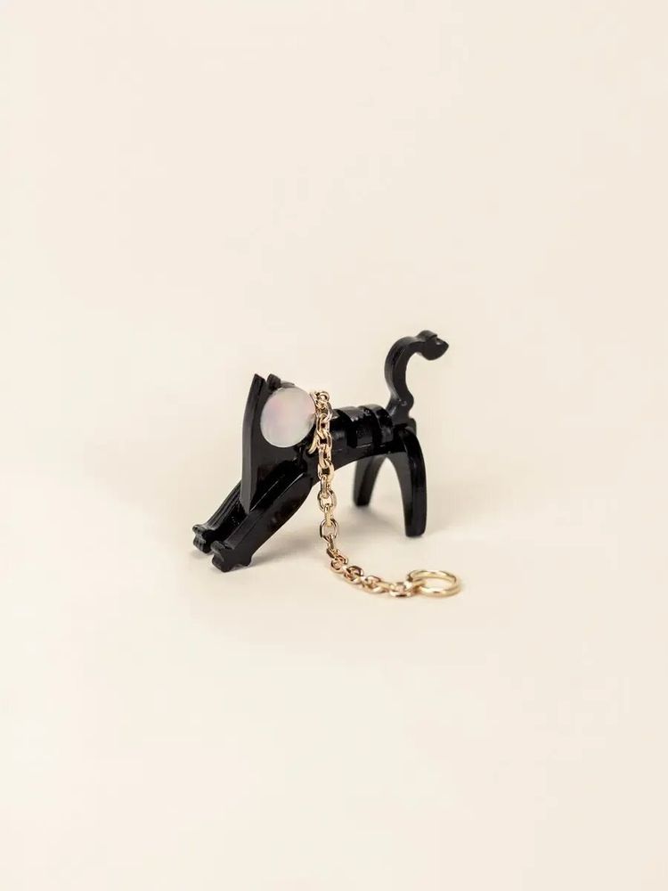 Bijoux - Bijou d'oreille Tigre en corne noire et nacre - L INDOCHINEUR X RIVÊT