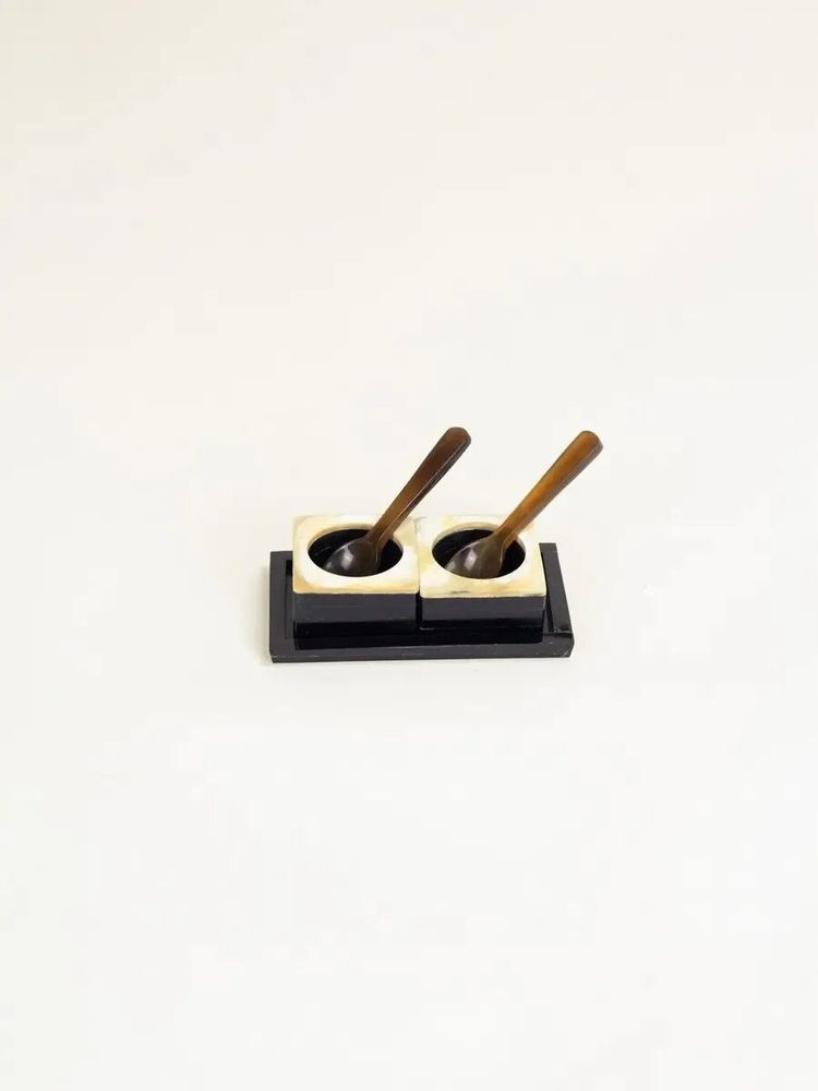 Kitchen utensils - Salt and pepper set in black horn with edge in blond horn - L INDOCHINEUR X RIVÊT