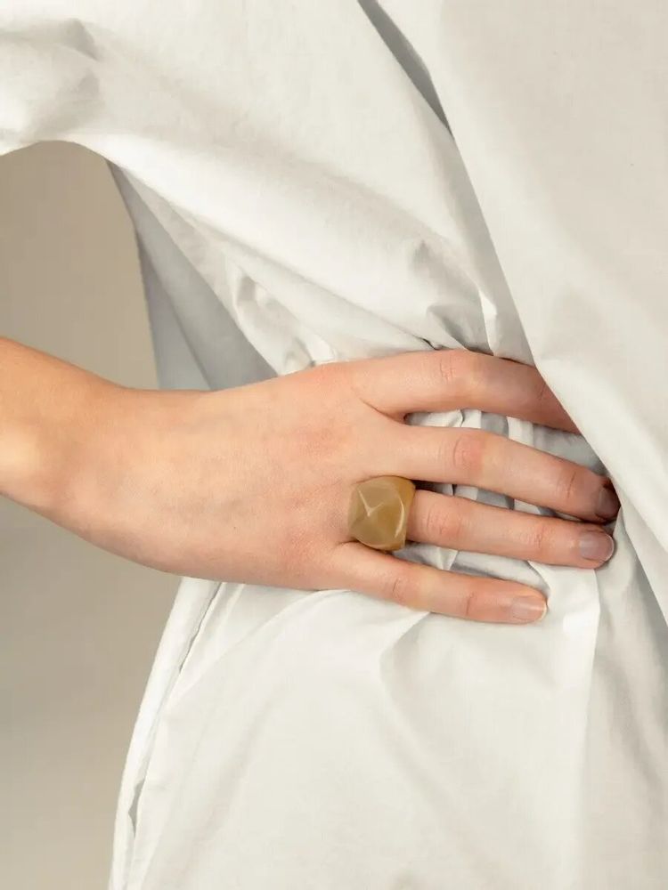 Bijoux - Bague Radiant en corne blonde taille L - L INDOCHINEUR X RIVÊT