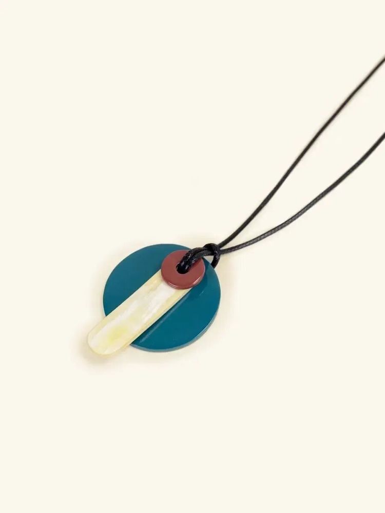 Bijoux - Pendentif Ether en corne et laque cordon noir - L INDOCHINEUR X RIVÊT