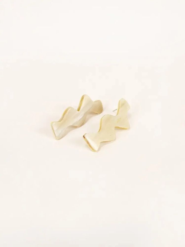 Bijoux - Boucles d'oreilles Flux en corne blonde - L INDOCHINEUR X RIVÊT