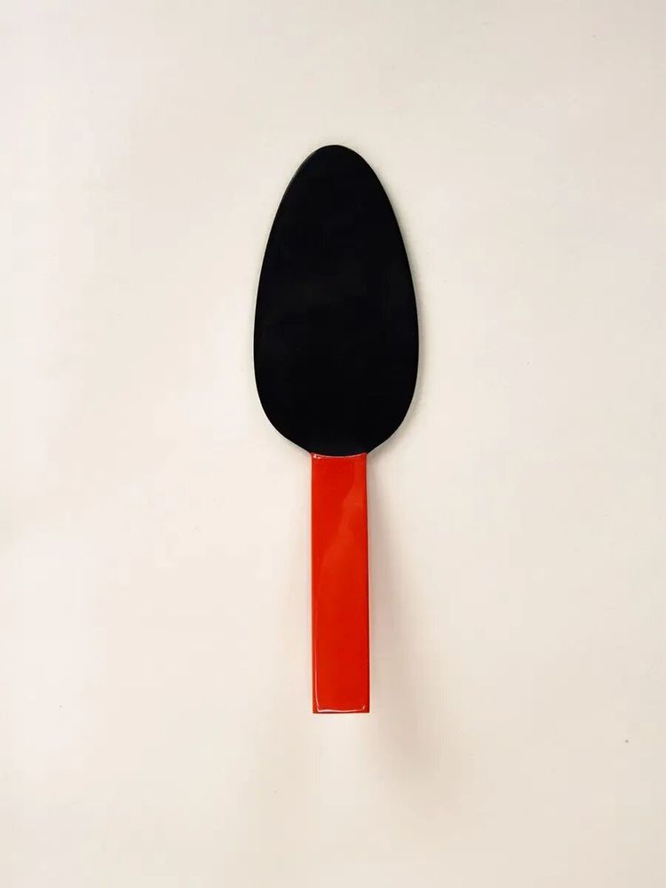 Kitchen utensils - African black horn with yellow laquer tarte server - L INDOCHINEUR X RIVÊT