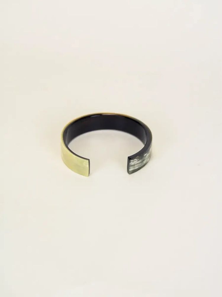Bracelets - Thin cuff in marbled horn, size S - L INDOCHINEUR X RIVÊT