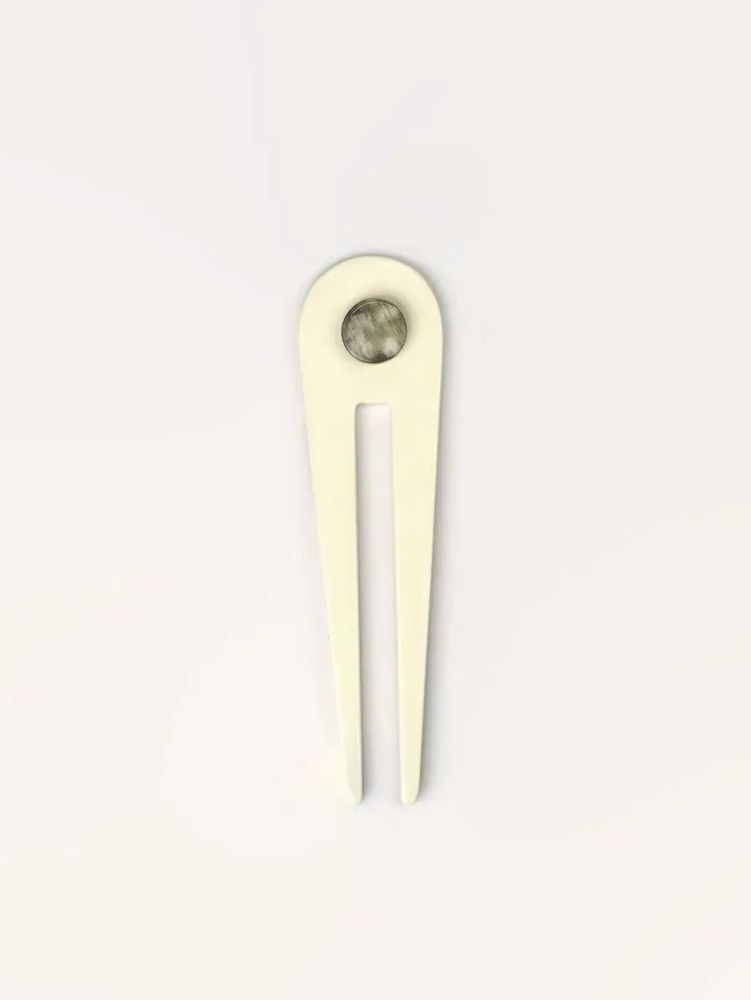 Barrettes - Oval hairpin in blond horn - L INDOCHINEUR X RIVÊT