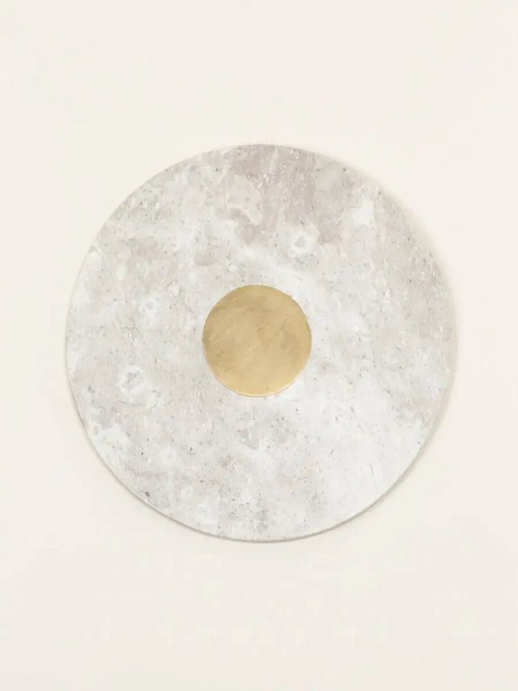 Glass - Centaure trivet in white marble with brass inlay - L INDOCHINEUR X RIVÊT