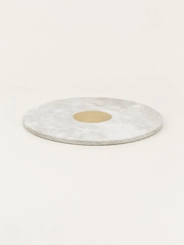 Glass - Centaure trivet in white marble with brass inlay - L INDOCHINEUR X RIVÊT