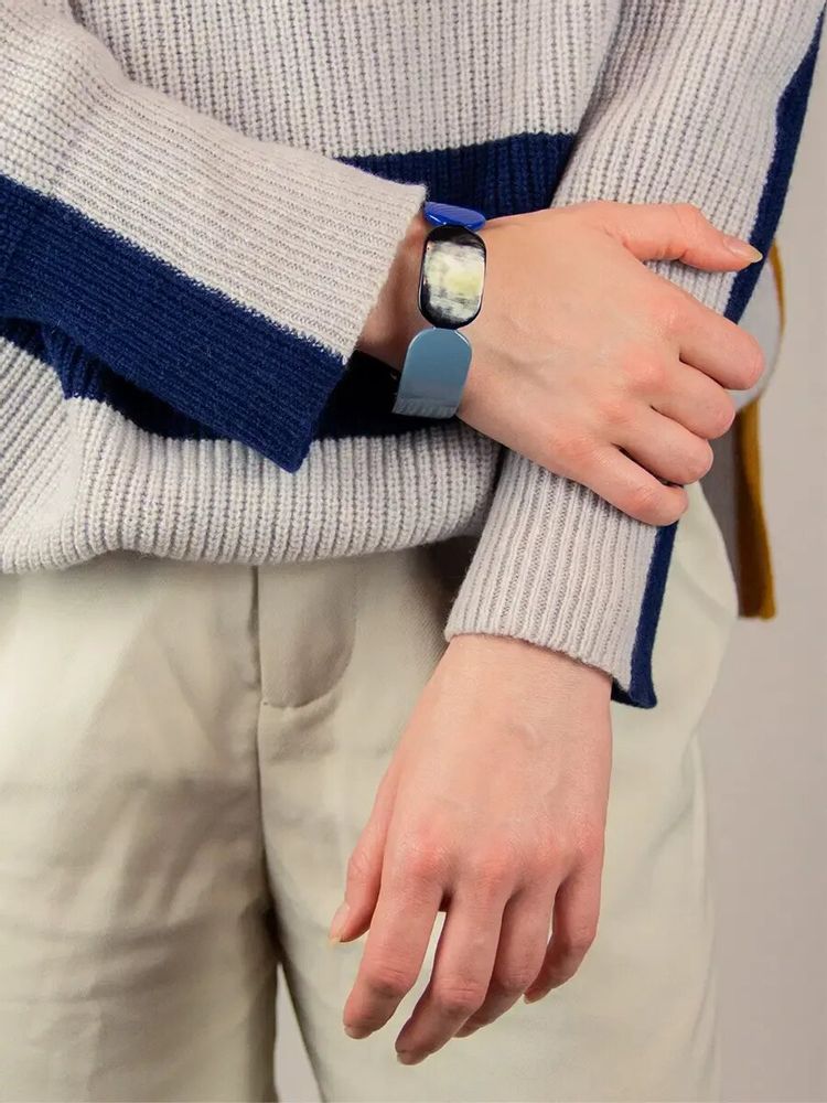 Bracelets - Totem bracelet 20 in black horn and Blue lacquer size S - L INDOCHINEUR X RIVÊT