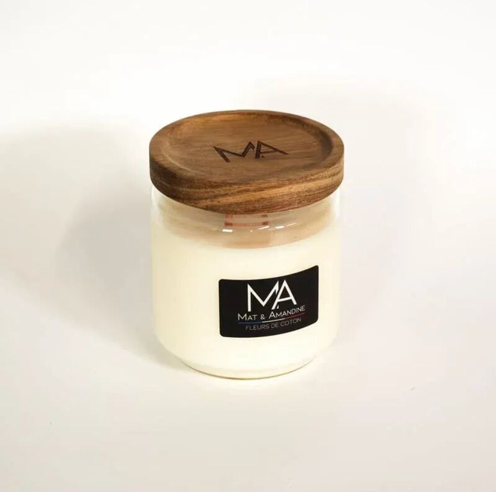Objets de décoration - FLEURS DE COTON - Bougie parfumée (Moyenne Jarre) - MAT AMANDINE