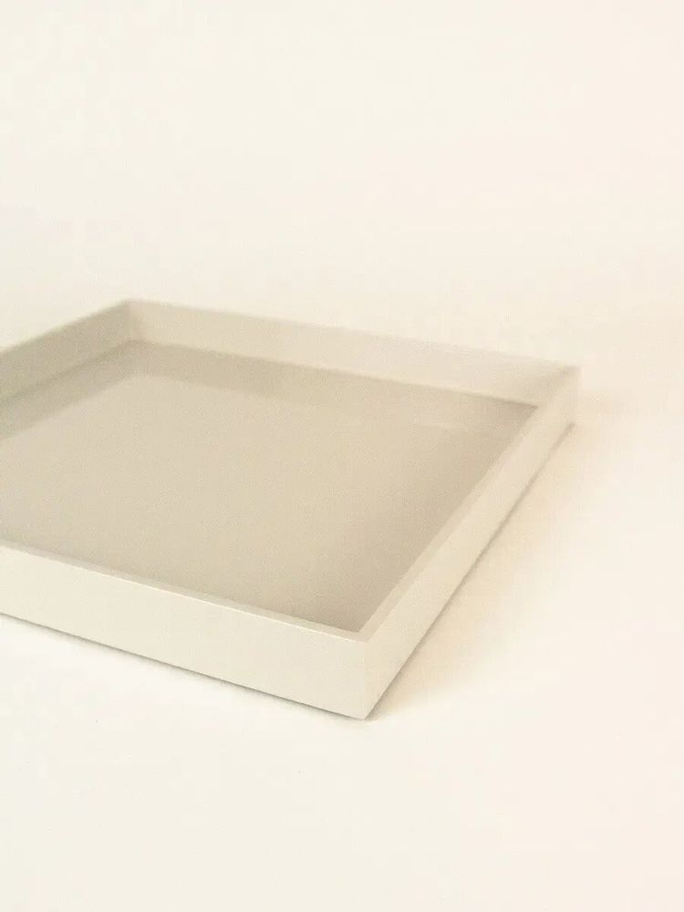 Bols - Plateau carré lacqué, rouge - L INDOCHINEUR X RIVÊT