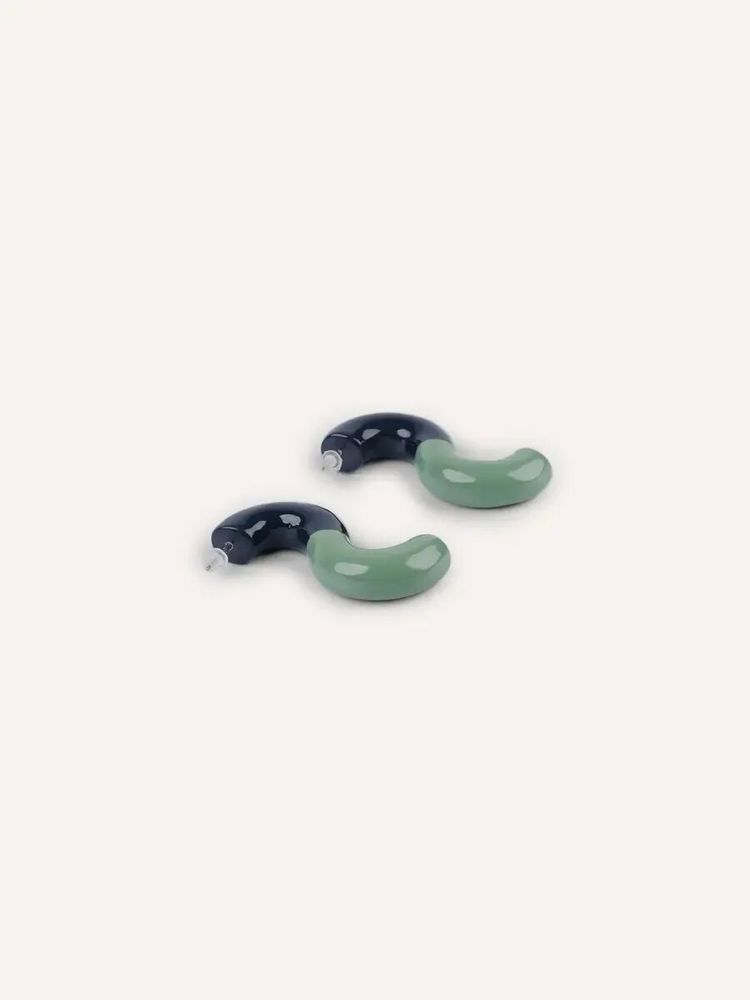 Jewelry - S-shaped wooden stud earrings, dark blue, orange and light blue lacquer - L INDOCHINEUR X RIVÊT