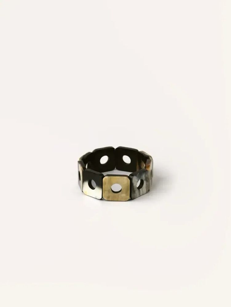 Bracelets - Bracelet articulé pièces carrées rond ajouré en corne blonde - L INDOCHINEUR X RIVÊT