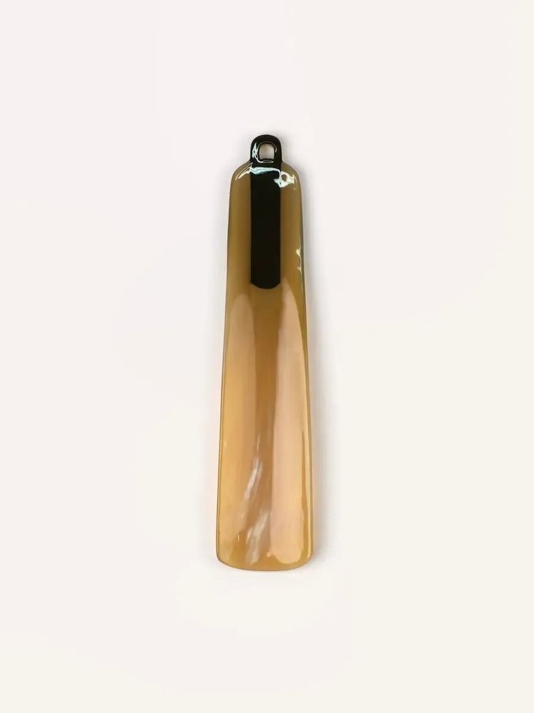 Shoes - Small shoehorn in blond horn and black lacquer - L INDOCHINEUR X RIVÊT