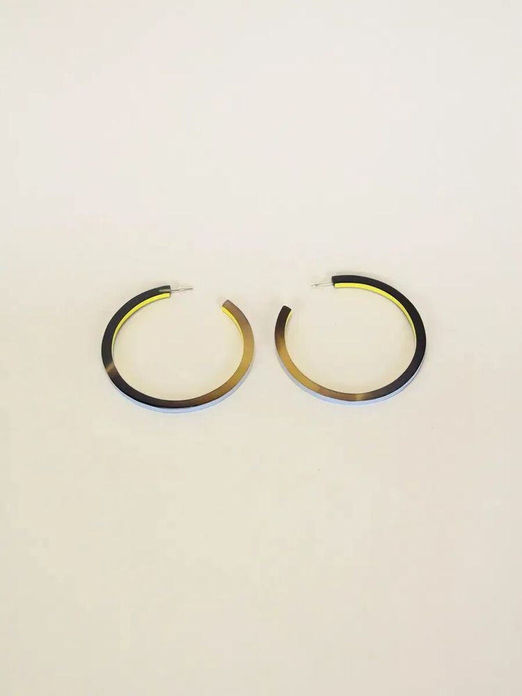Jewelry - Big hoop earrings in hoof with beige and khaki lacquer - L INDOCHINEUR X RIVÊT