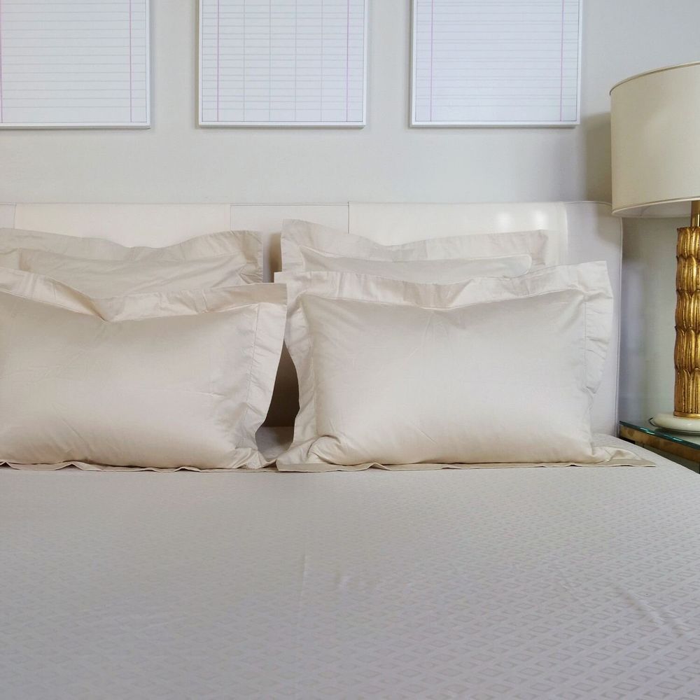 Bed linens - Flat Mattress Sheet - CROWN GOOSE