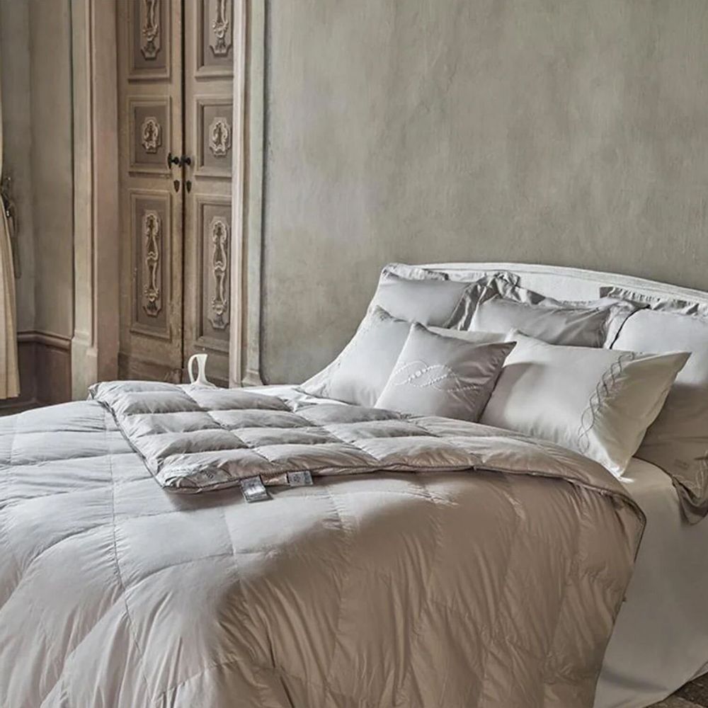 Comforters and pillows - Royal Duke EiderDown Duvet - CROWN GOOSE