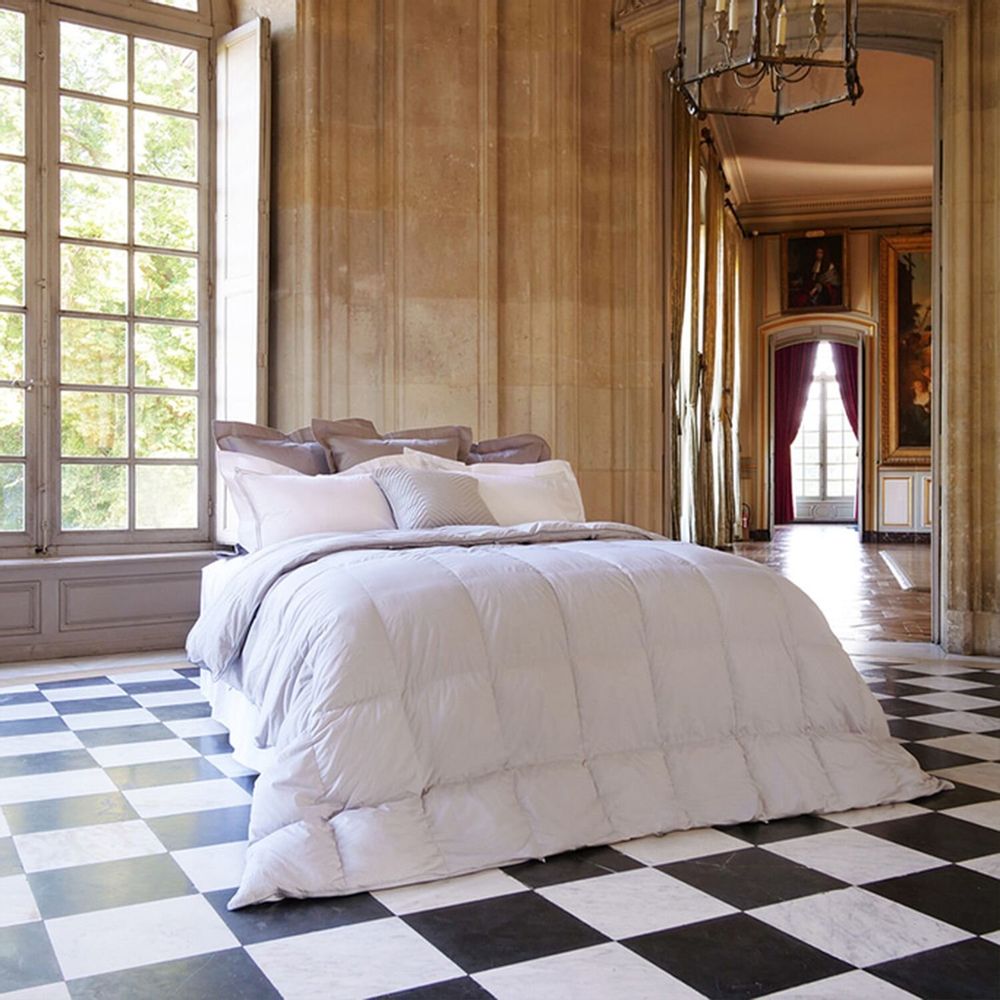 Comforters and pillows - Royal Duke EiderDown Duvet - CROWN GOOSE