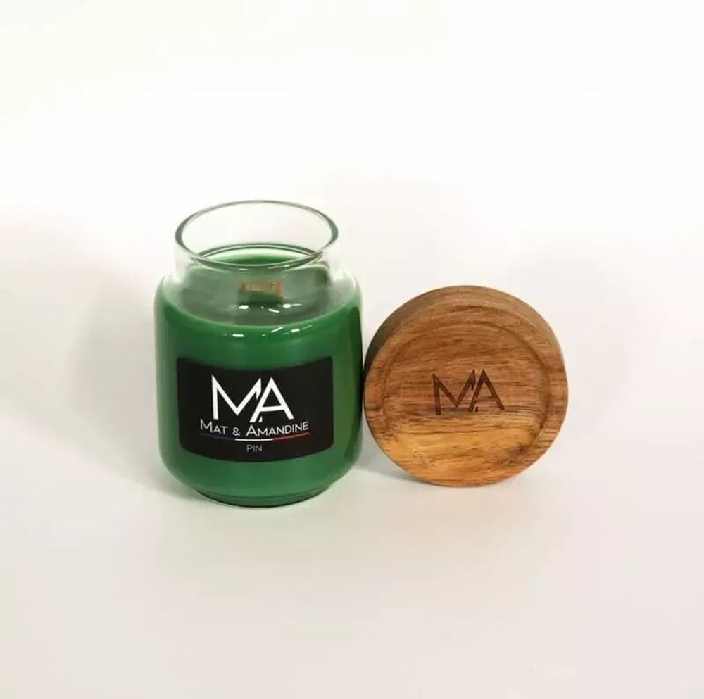 Objets de décoration - PIN - Bougie parfumée (Petite Jarre) - MAT AMANDINE