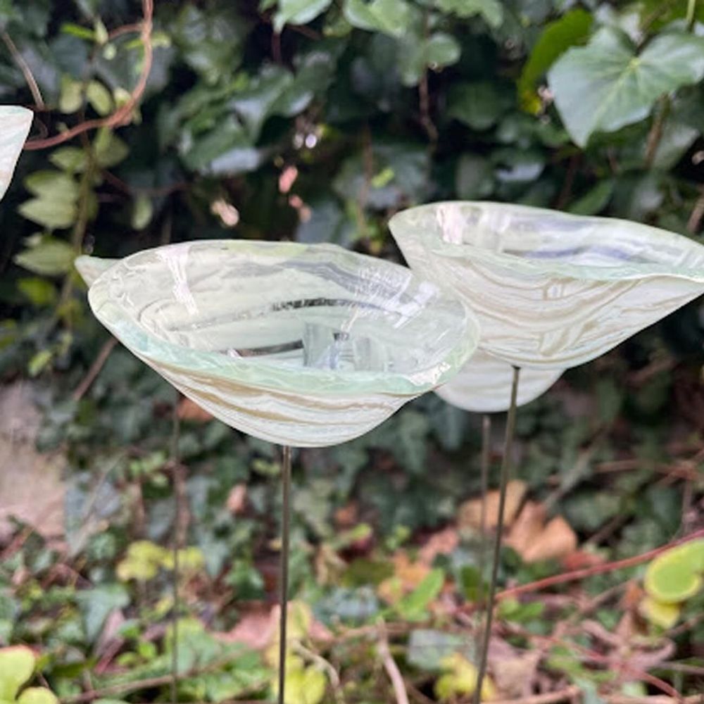 Décorations florales - Fleur calla en verre de taille moyenne pour l'extérieur en rose-blanc - CARNEOL GLASS