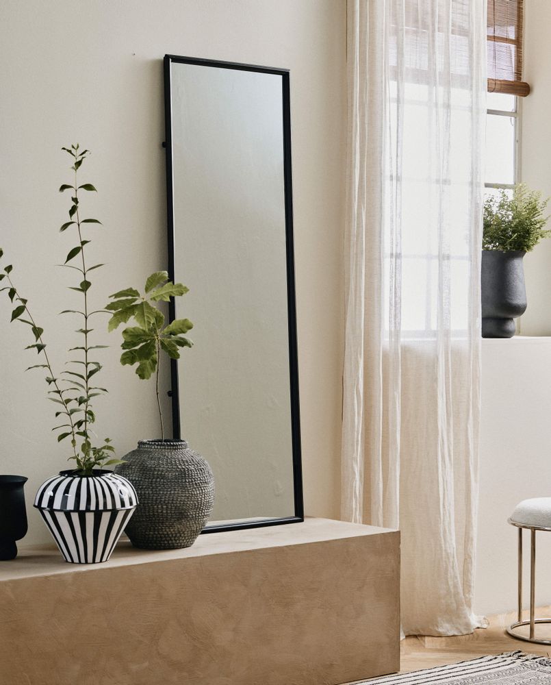 Vases - SIPURA vase - black/white - NORDAL