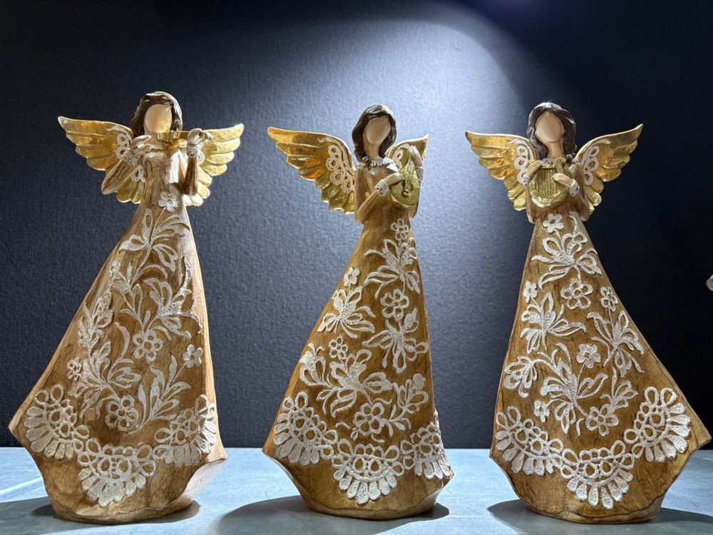 Nativity scenes and santons - Christmas Angel Figurine – Violin - BLUE STAR B.V.