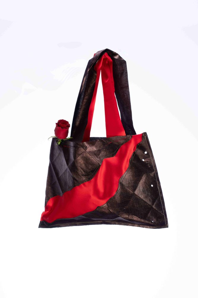 Sacs et cabas - SIlk Path Collection Sacs « Traces et Trauma » - THE ZHAI