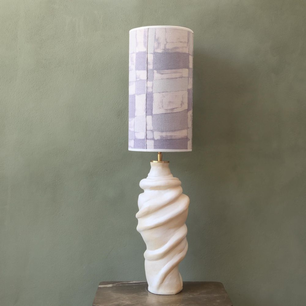 Lampes de table - Lampe en céramique Embrace, pièce unique fabriquée à la main - STUDIO WILD ORANGE