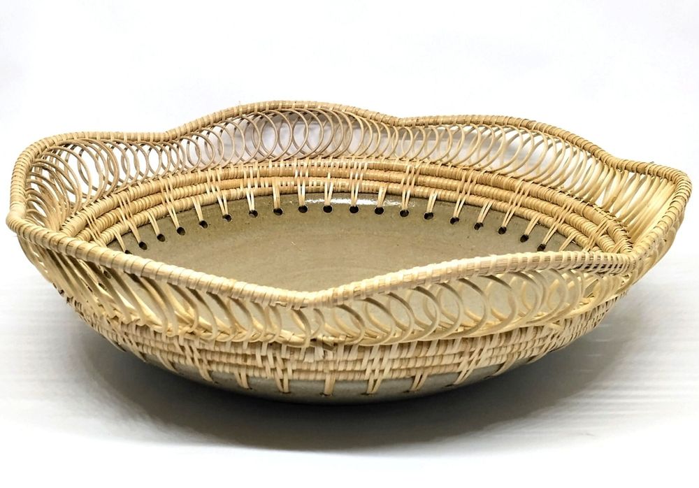 Plateaux - Plateau en céramique et rotin - SATCHA