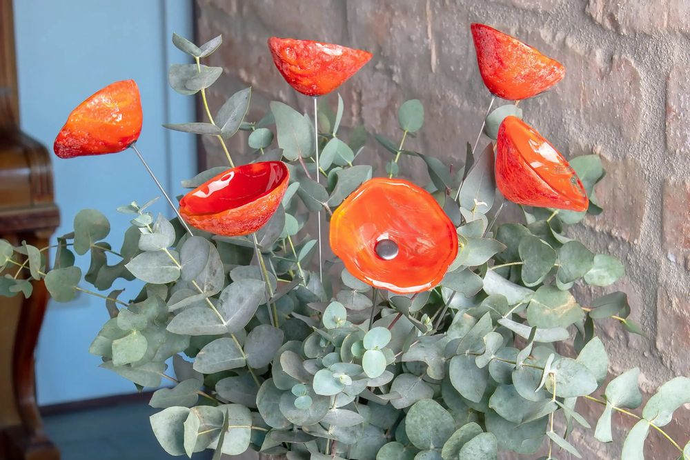 Floral decoration - Medium -sized glass calabel flower for outdoor in orange colour with 43 cm stainless steel stem. - CARNEOL GLASS