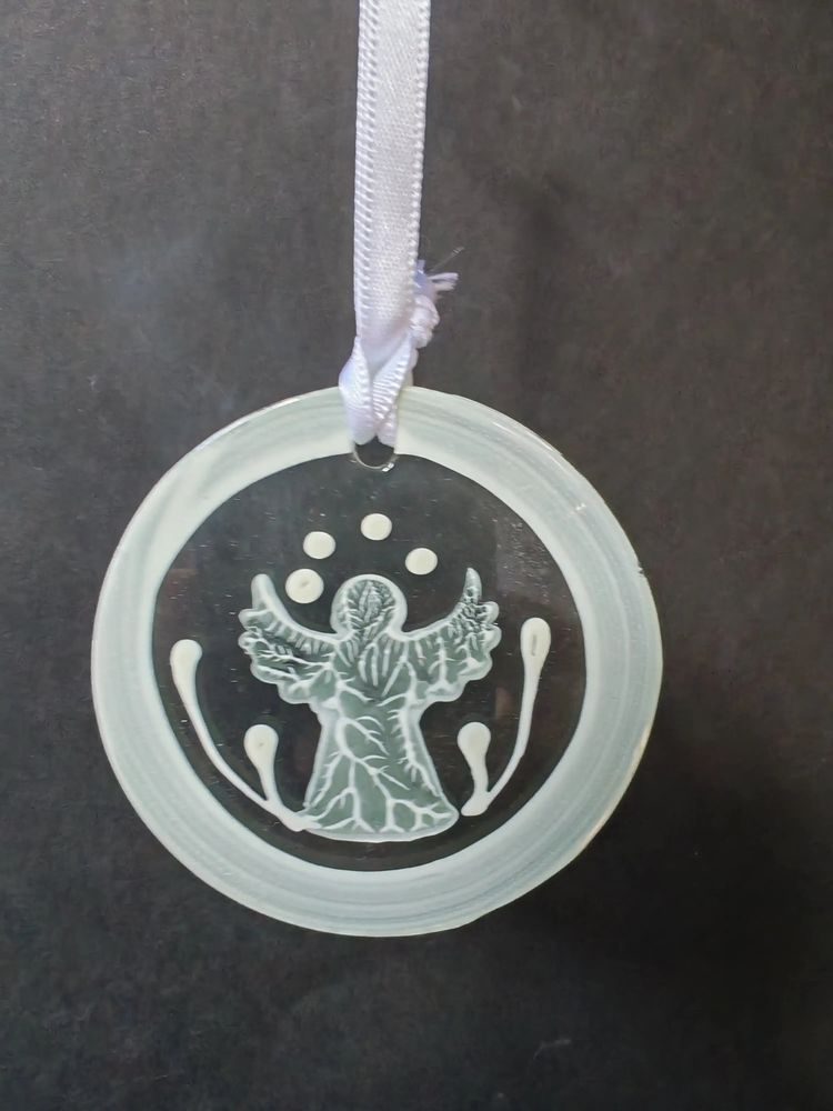 Other Christmas decorations - White hand-painted standing angel ornament - CARNEOL GLASS