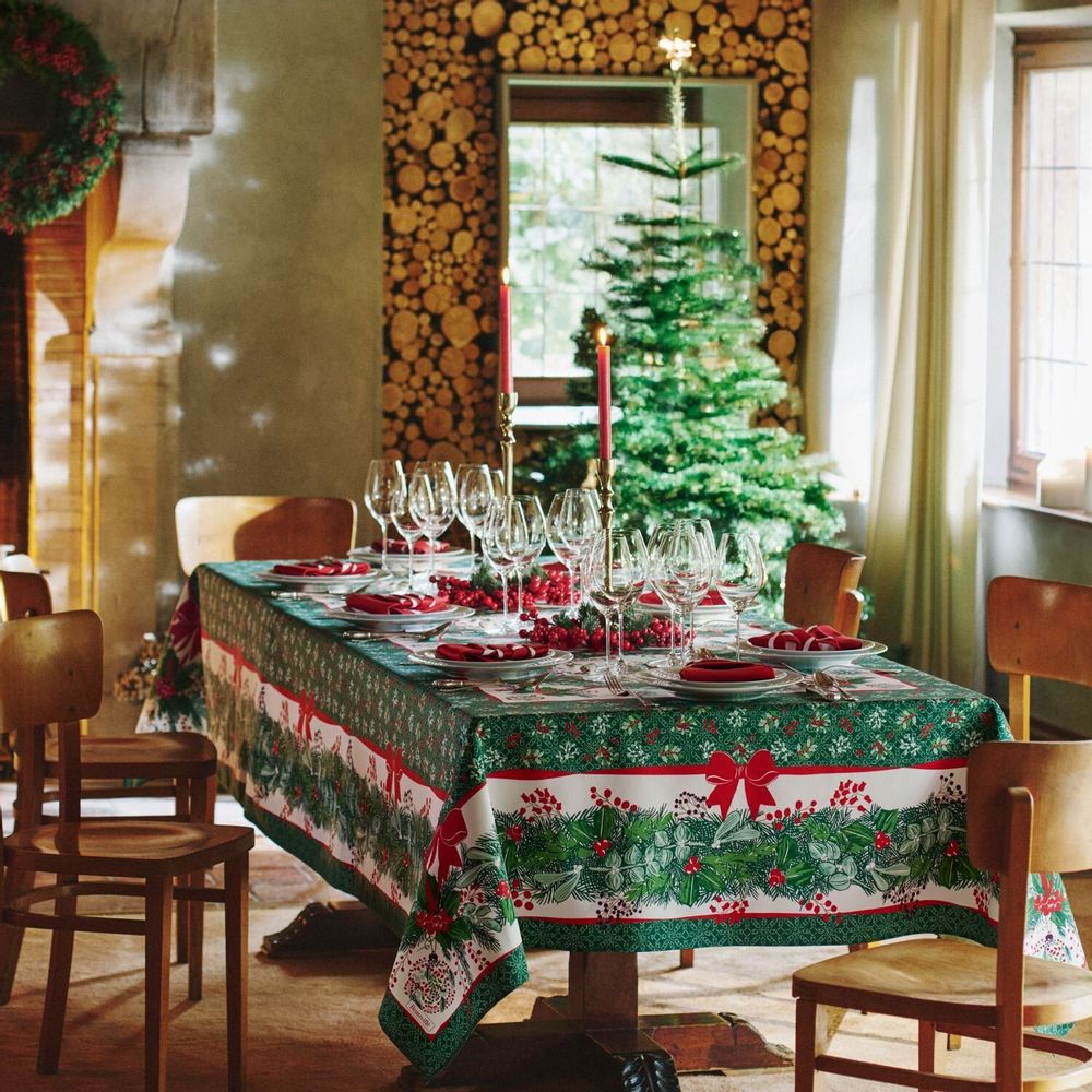 Table linen - New Year's Eve tablecloth - BEAUVILLÉ