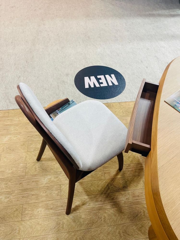 Assises pour bureau - La chaise Pélican - HÉVÉA HOUSE
