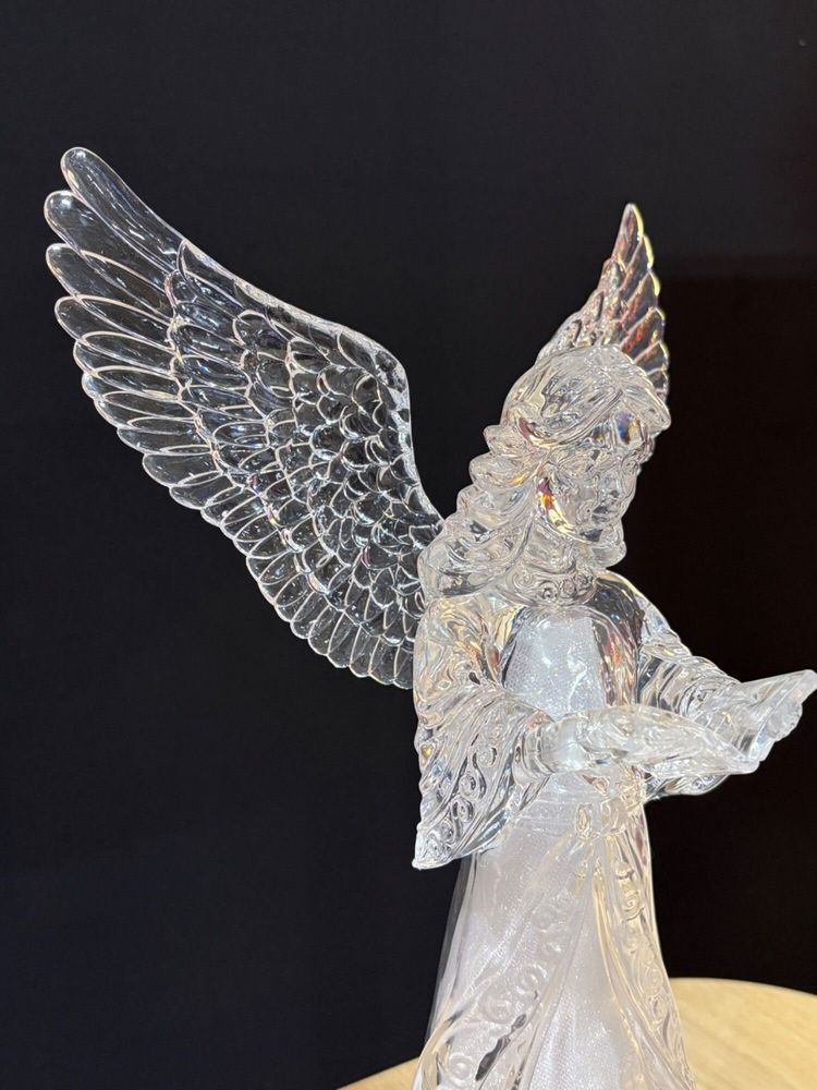 Nativity scenes and santons - LED Light-Up Angel Figurine – Reading - BLUE STAR B.V.